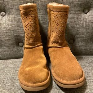 Ugg Short Boot with Medallion Motif